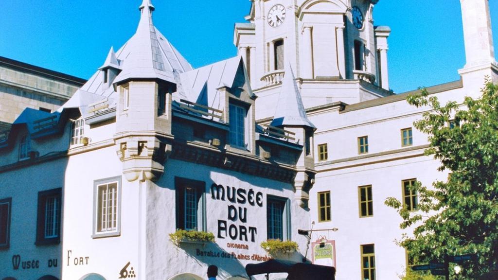 Le Concorde 3* Quebec City